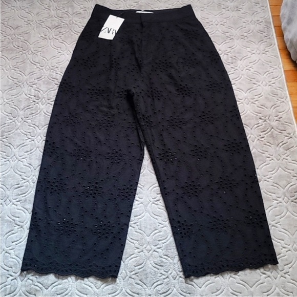 Zara pants with openwork embroidery - Picture 12 of 15